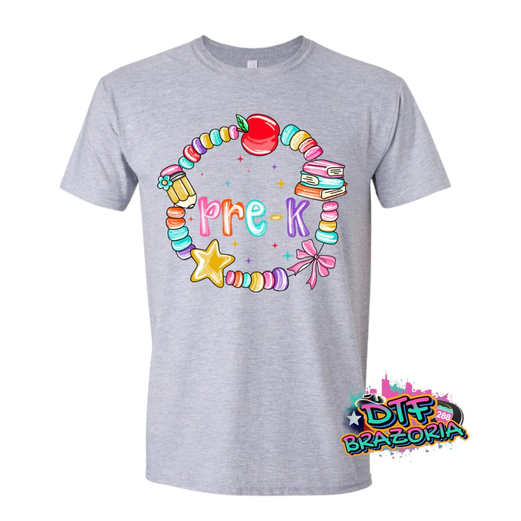Beaded Bracelet Grade Level Shirt – PreK to 5th Grade Back to School Tee – Gildan Unisex Youth & Teacher T-Shirt