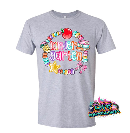 Beaded Bracelet Grade Level Shirt – PreK to 5th Grade Back to School Tee – Gildan Unisex Youth & Teacher T-Shirt